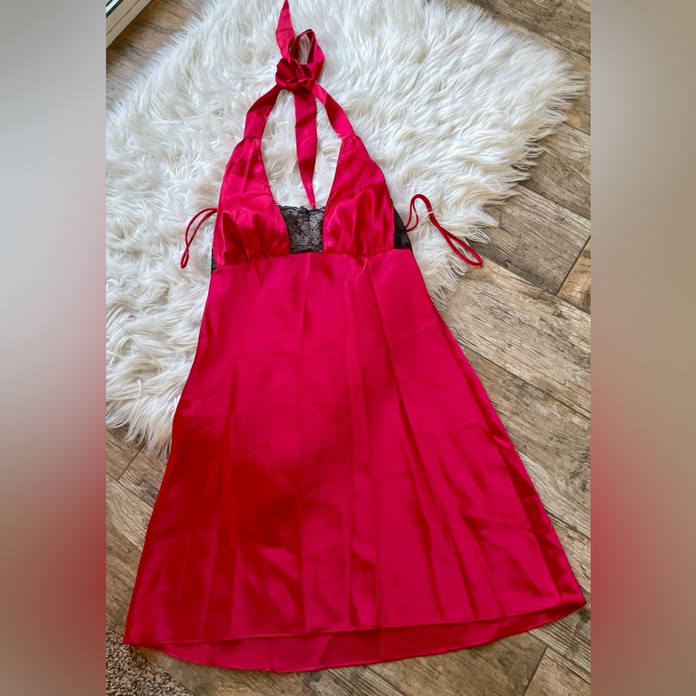 Fredrick’s of Hollywood Red Black Lace sexy halter baby doll lingerie